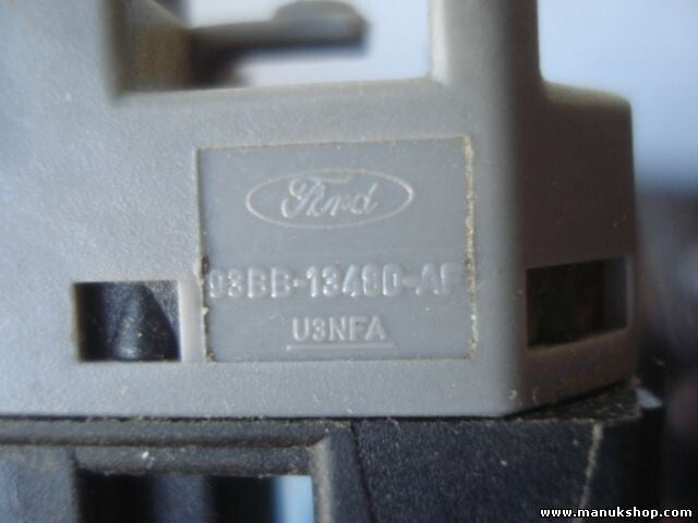 Bremslichtschalter Ford Transit Fiesta Bj. 98-01 93BB-13480-AF 93BB13480AF