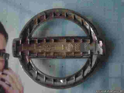 Emblem Logo hinten Nissan Almera 2000-2006 90890BN700 90890 BN700 8,5cm