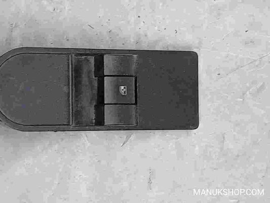 Fensterheber schalter Opel Astra H Zafira  13197132 13197132AX 93162821 03459160