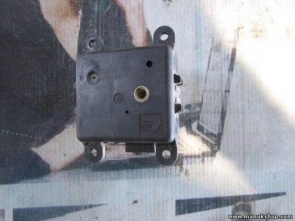 Stellmotor Heizung Nissan Terrano Ford MaverickII 3J30030820 3J300 30820 020724