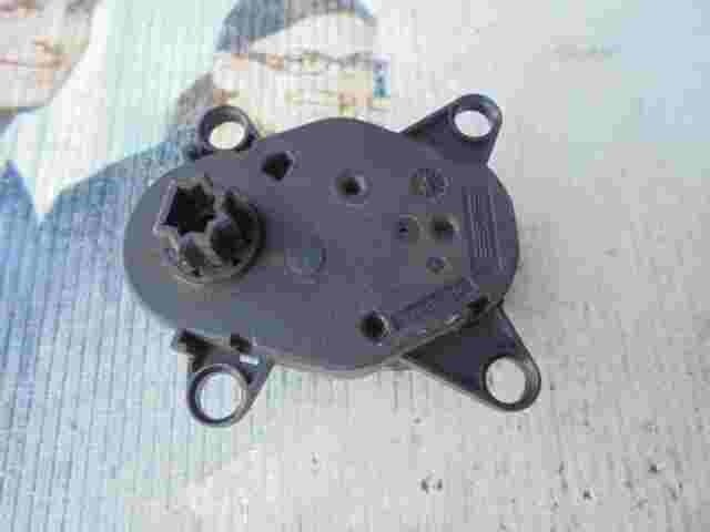 Stellmotor Heizung  Citroen C5 Peugeot 406  Valeo 653118V.E 11 653118VE