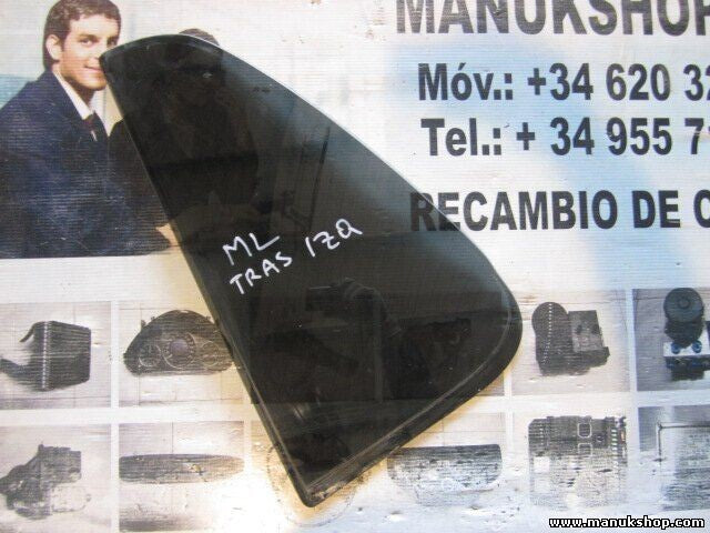 Dreieck Scheibe Seitenscheibe hinten links Mercedes M-Klasse ML A1637350309