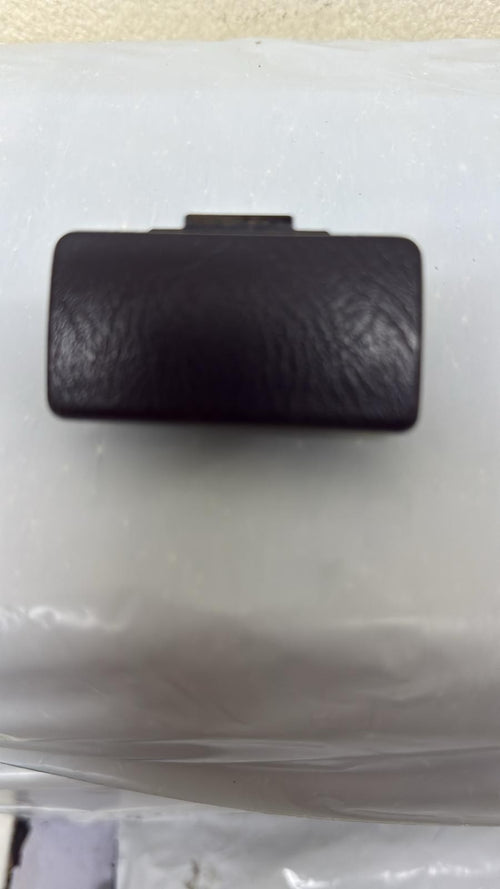 Handschuhfach schloss Nissan Navara D40 2.5 dCi 4WD 68530VJ401 68530VJ400
