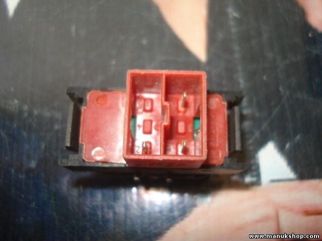 Schalter ASR OFF Mercedes-Benz W210 W208 ASR 2108202810 KZ