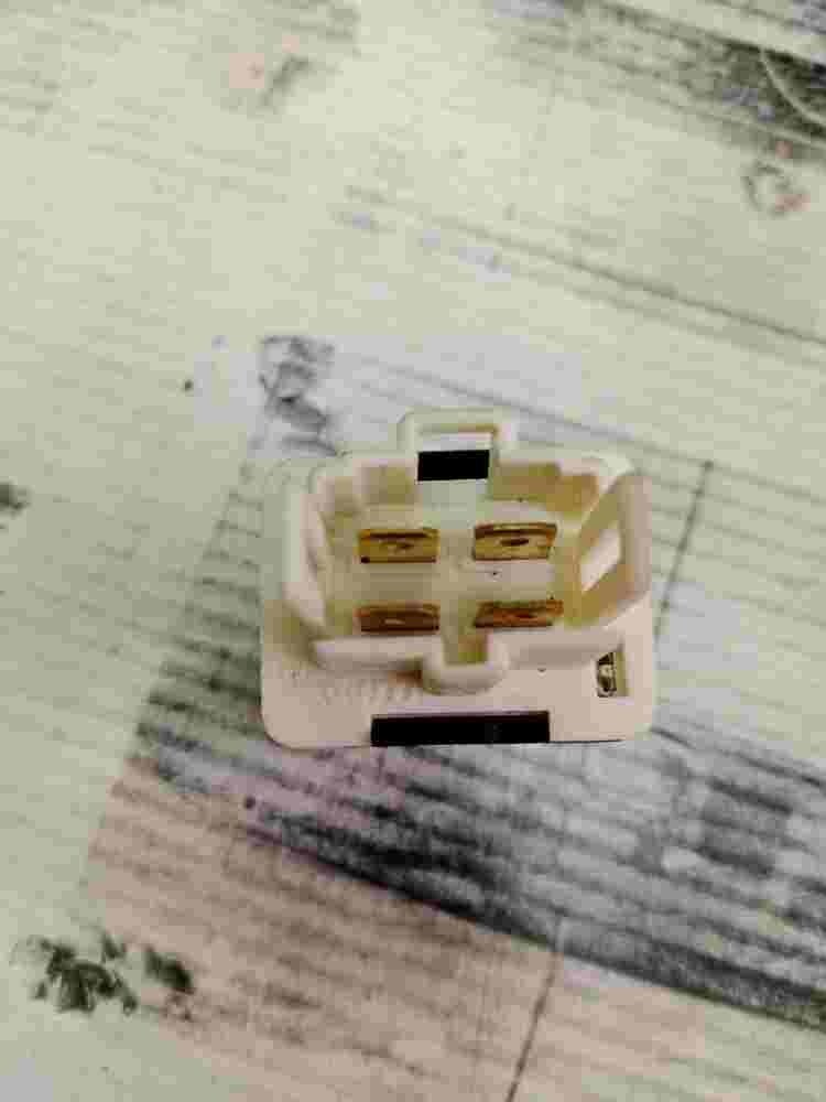 Relais Klimaanlage Kia Sephia 0K20161691 0K201-61691 0K201 61691 DC12V30A .