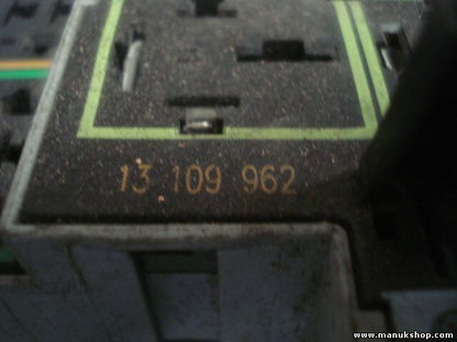 Sicherungskasten Opel Corsa 013107228 13109962