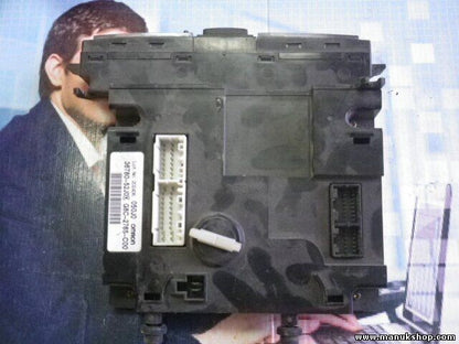 Bordcomputer Uhr Suzuki Grand Vitara 3678052J00 36780-52J00 OMRON G8C276SC00