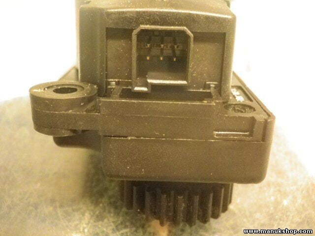 Stellmotor Heizung Alfa Romeo 147 52488467 EAD102 C 397