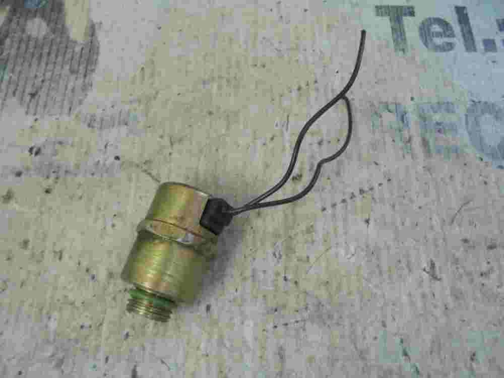 Magnetventil Einspritzpumpe VW Volkswagen Polo 1.9 D R8444B955C 130298 970 bar