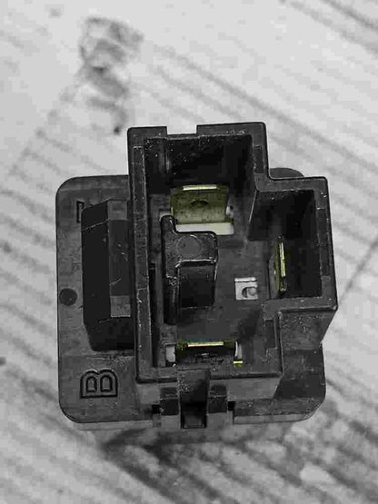 Blinkrelais Toyota 4 Runner Camry Corolla Celica T19 8198012110 1665000640