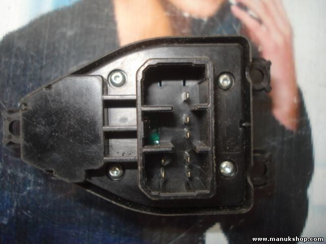 Spiegelschalter Mazda 3 2006 BJOE66600 BJOE 66 600 LK 03200320 03 2003 20