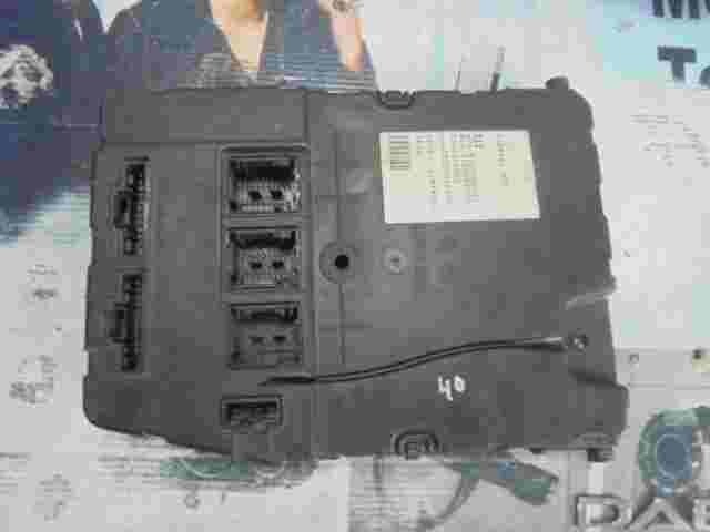 Sicherungskasten Renault Megane 2 Scenic II 8200306435 8200280950 S118400320C