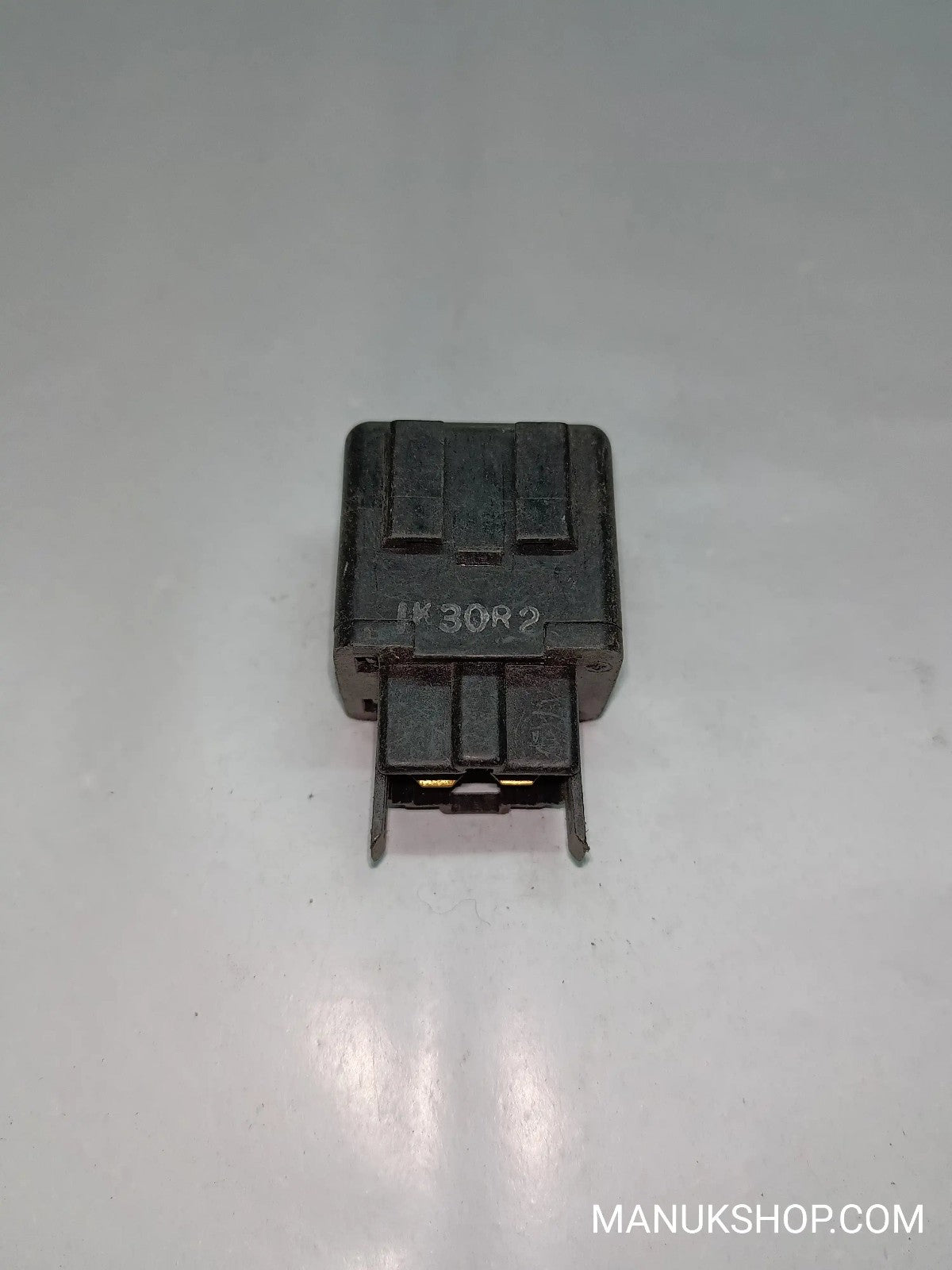 Kraftstoffpumpenrelais Kia Sephia Shuma  DX50 DX 50 DC12V 30A SHIN WOO
