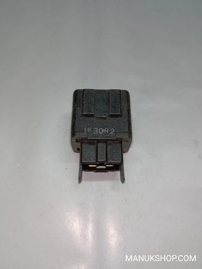 Kraftstoffpumpenrelais Kia Sephia Shuma  DX50 DX 50 DC12V 30A SHIN WOO