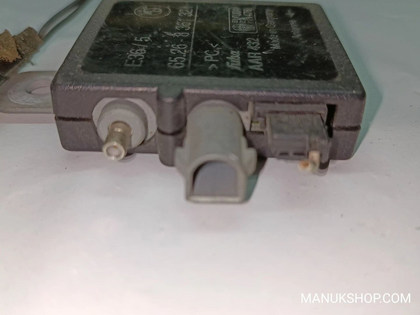 Antennenverstärker BMW E36 65268361324 65.26-8 361 324