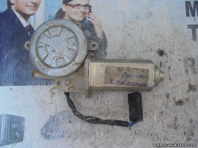 Fensterheber motor vorne rechts Nissan Terrano Ford Maverick I MMR510184