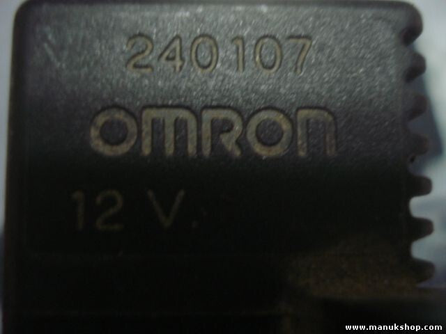 Kraftstoffpumpenrelais Citroen Peugeot 406 OMRON BITRON 240107