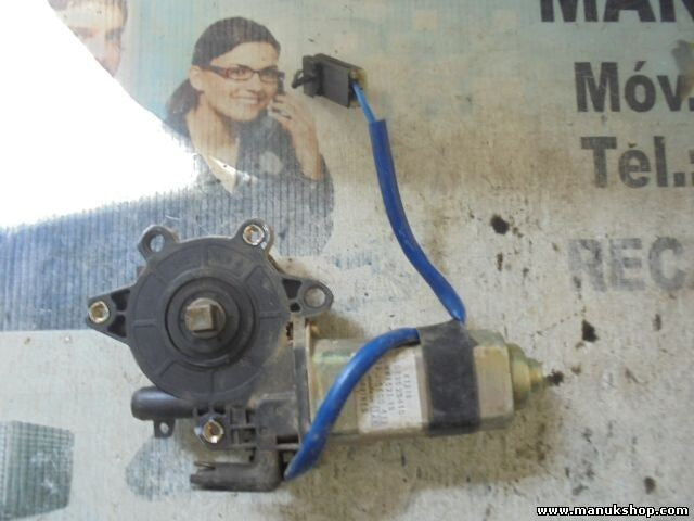 Fensterheber motor vorne rechts Nissan Pick-up Navara D22 MMR52119 807302S410