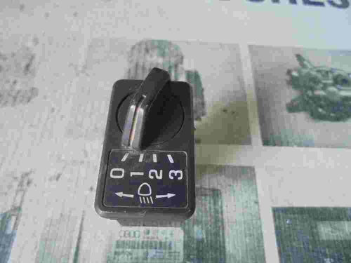 Leuchtweitenregelung Schalter Nissan Terrano WD21 I Pathfinder NILES