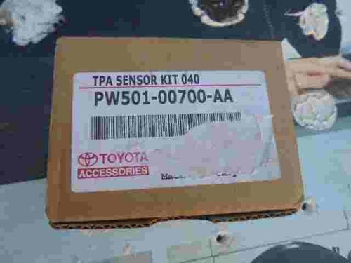 Schalter Einparkhilfe  Toyota Yaris Prius Rav 4 KIT 040 PW50100700AA