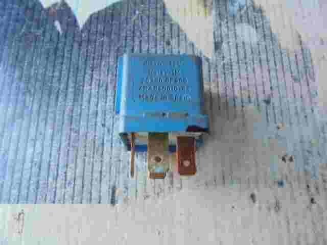 Relais Lüftung Primera P11 Serena C23 MICRA K11 4RA94001065 HELLA 252309F900