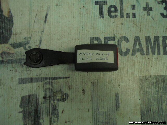 Gurtschloss Gurtschnapper vorne links Nissan Pick Up d22 040427A AB2