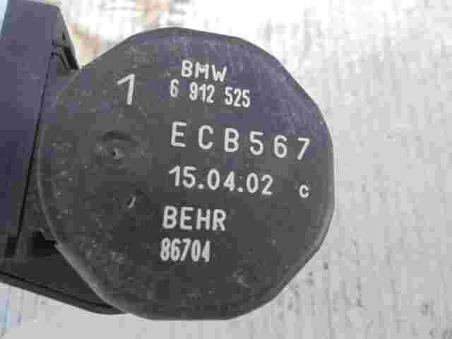 Stellmotor Heizung  BMW E46 E38 E83 X3 6912525 6 912 525 BEHR ECB567 86704