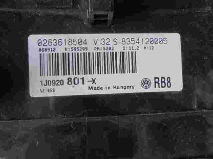 Kombiinstrument Tacho VW 1J0920801X 1J092 0801-X 0263618504 8354120005