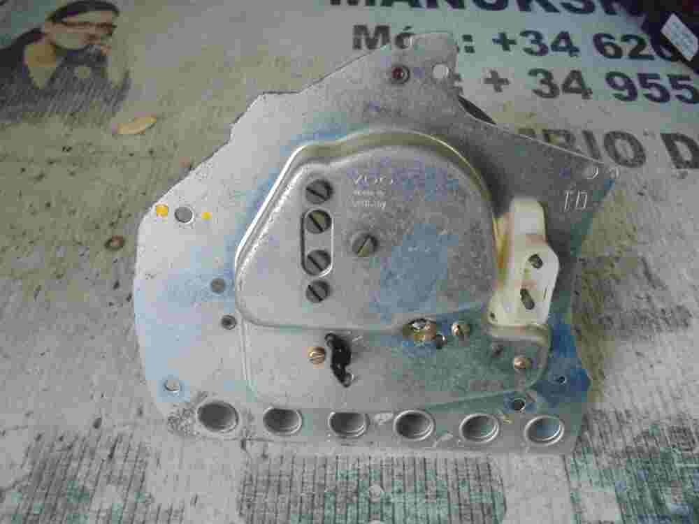 Drehzahlmesser Mercedes-Benz W124 1245427906 VDO 124 542 79 06