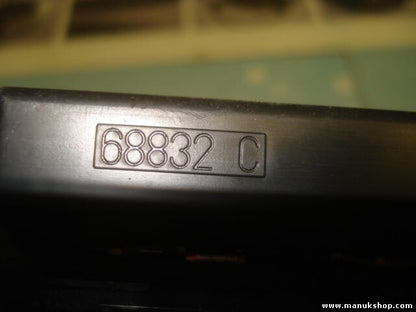 Sicherungskasten Chrysler Voyager P04707994AE 04707994AE 68832C