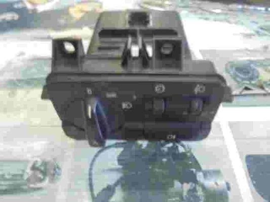 Lichtschalter BMW 3 E46 61316901428 61.31-6 901 428 086480050 0072006