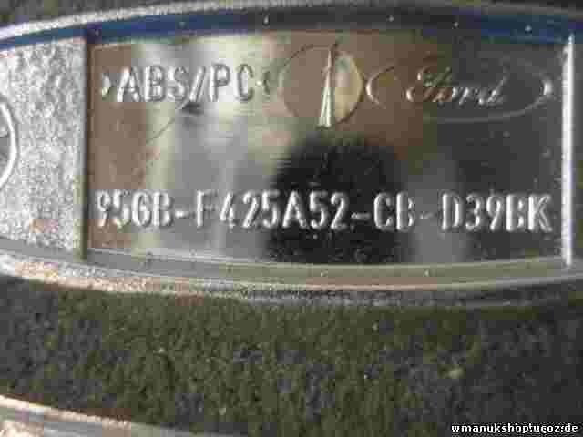 Emblem Logo hinten Ford Focus MK1 95GBF425A52CB 95GB F425A52 CB D39BK