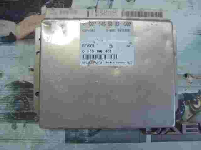 ETS ABS Steuergerät Mercedes E W210 0275455632 Q02 FD99M07 BOSCH 0265109451