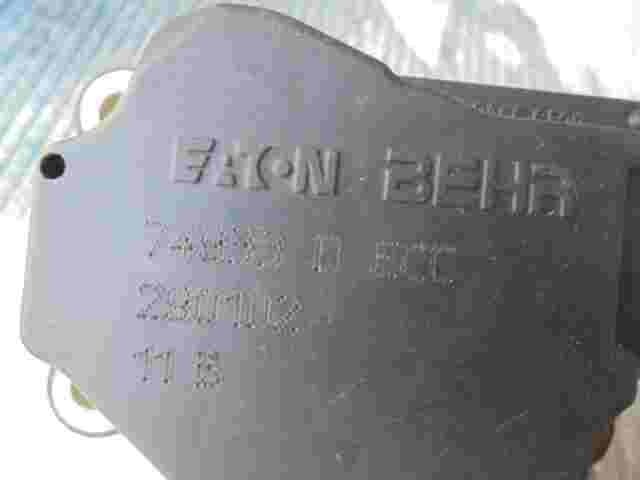 Stellmotor Heizung Volvo XC90 S60 V70 BEHR 74933D 74933 D 290102
