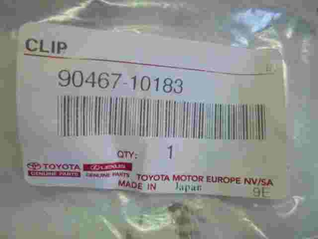 Clip  Toyota Corolla E120 9046710183 90467-10183