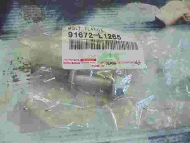 Flange Bolts Toyota RAV4 IV 91672L1265 91672-L1265