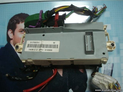 Sicherungskasten Fiat Doblo Fiat Stilo 51758251 0051758251 192N C2 0441 010906