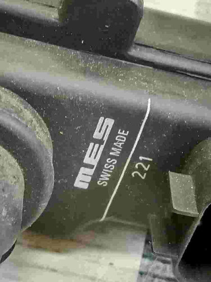Stellmotor Scheinwerfer LWR Leuchtweitenregulierung Land Rover MES SWISS 221