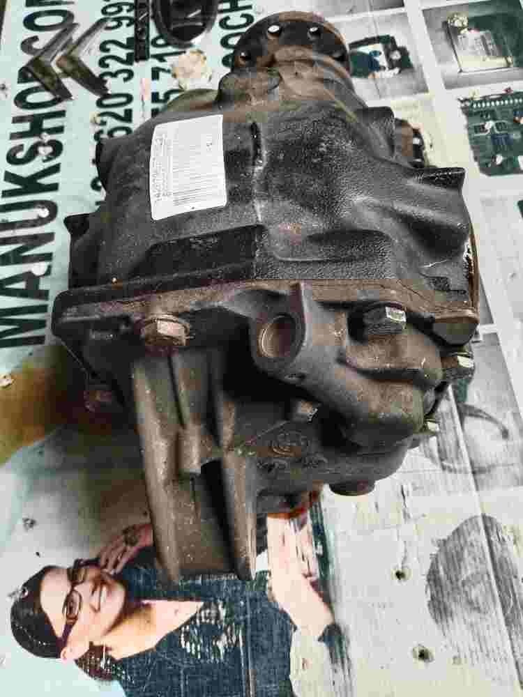 Differential hinten Hinterachsgetriebe BMW 3 E46 2,47 E8486L 1428796 GGG40 F20SG