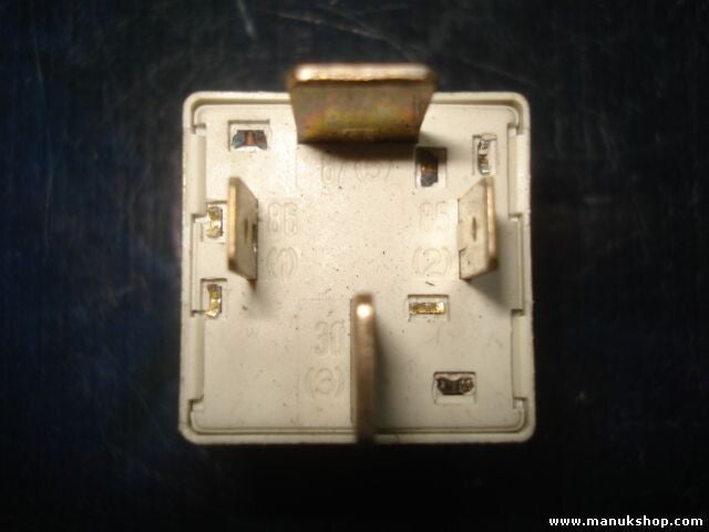 Relais Nebelscheinwerfer  VW Volkswagen Audi A4 B5 8D Nr 370 8D0951253 8DO951253