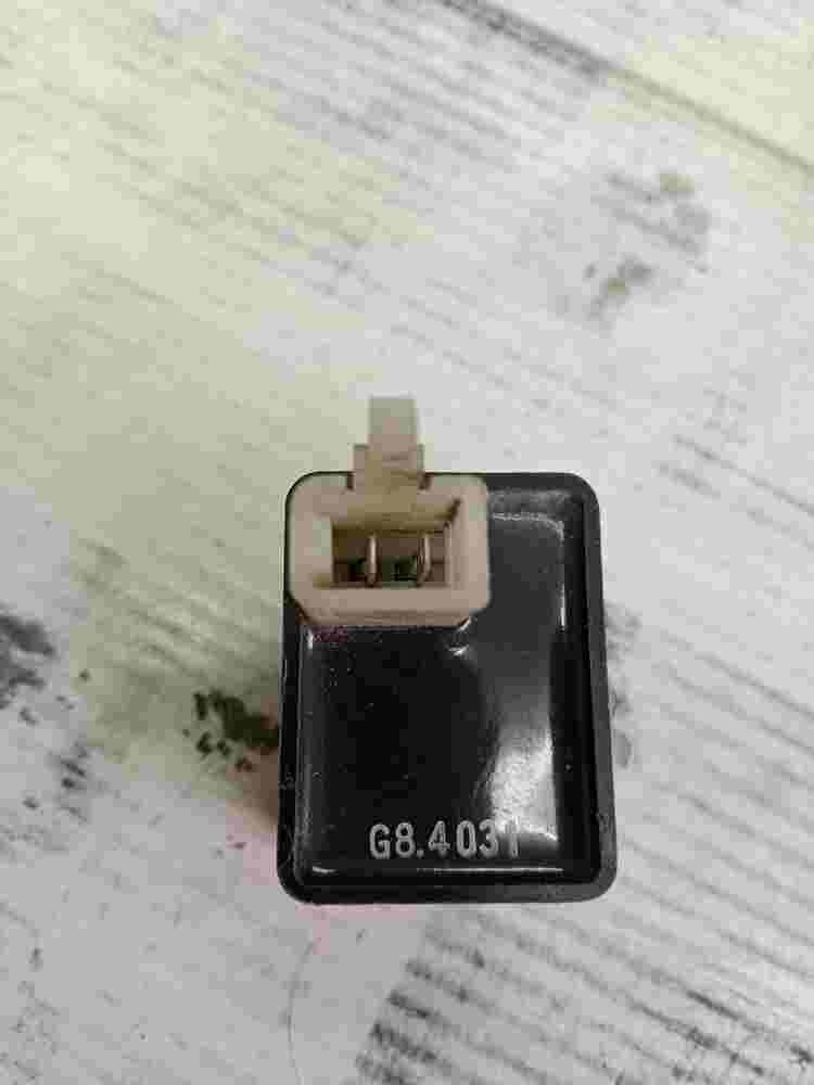 Blinkrelais Suzuki RF 900 RF900 GSX600 TL1000 TL-67 12.8V 6978 G84031 G8.4031