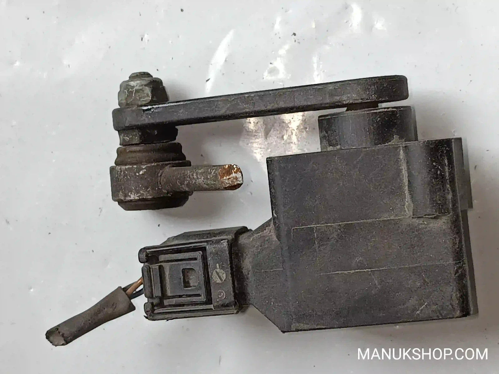 Niveausensor Leuchtweite VW Volkswagen Passat  Skoda 4B0907503 4B0 907 503