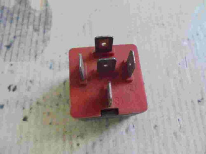 Relais TYPE 28 12V
