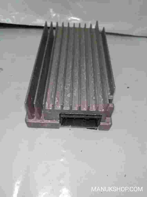 Antennenverstärker BMW E90 E91 E92 E93 E81 E82 E88 X1 E84 65129246184 9246184
