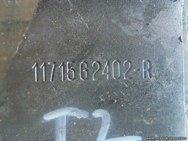 Halterung  Nissan Terrano II R20 11715G2402R 11715G2402-R