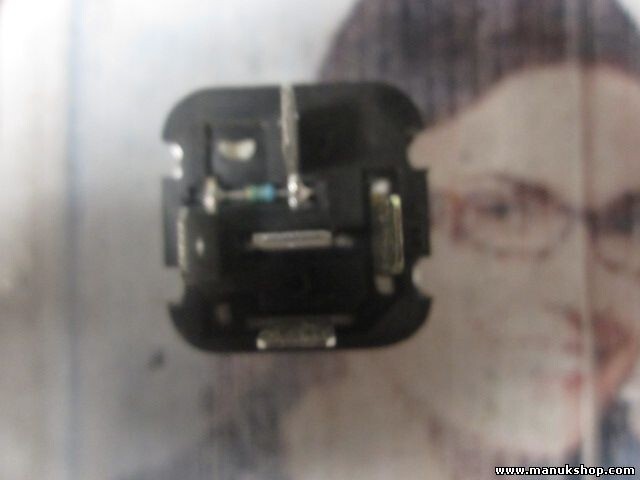 Relais Tata Telco 265454204913 12V 30A