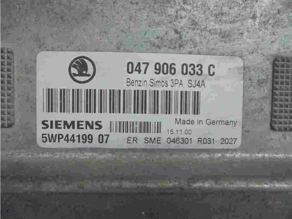 Motorsteuergerät Skoda Fabia 3PA SJ4A Benzin Simos 047906033C SIEMENS 5WP4419907