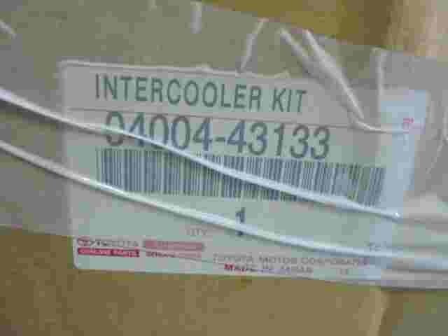 Ladeluftkuhler Kit Toyota Lexus LX450D 460 570 0400443133 04004-43133