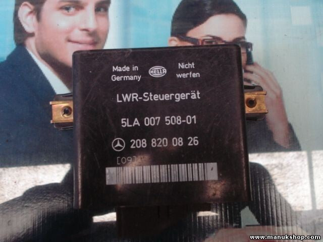 Steuergerät Mercedes-Benz 2088200826 208 820 08 26 HELLA 5LA00750801