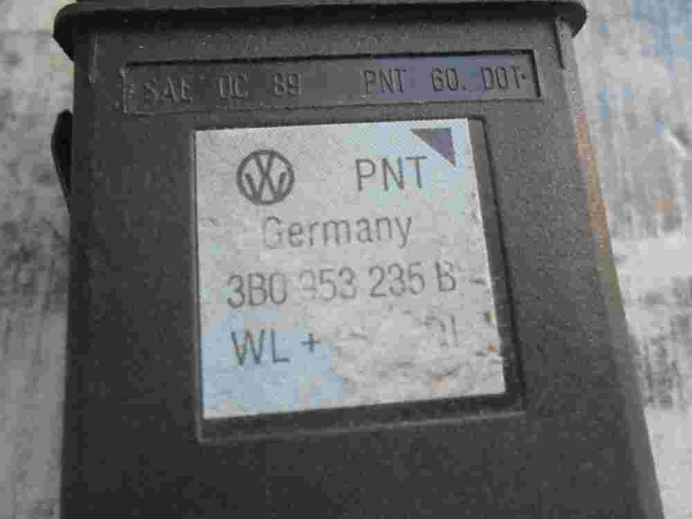 Warnblinkschalter VW Volkswagen Passat 3B 3B0953235B 3B0 953 235 B 3BO953235B